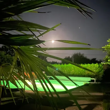 Сasa de vacaciones Maison En Pierre Marais Poitevin Saint-Etienne-de-Brillouet